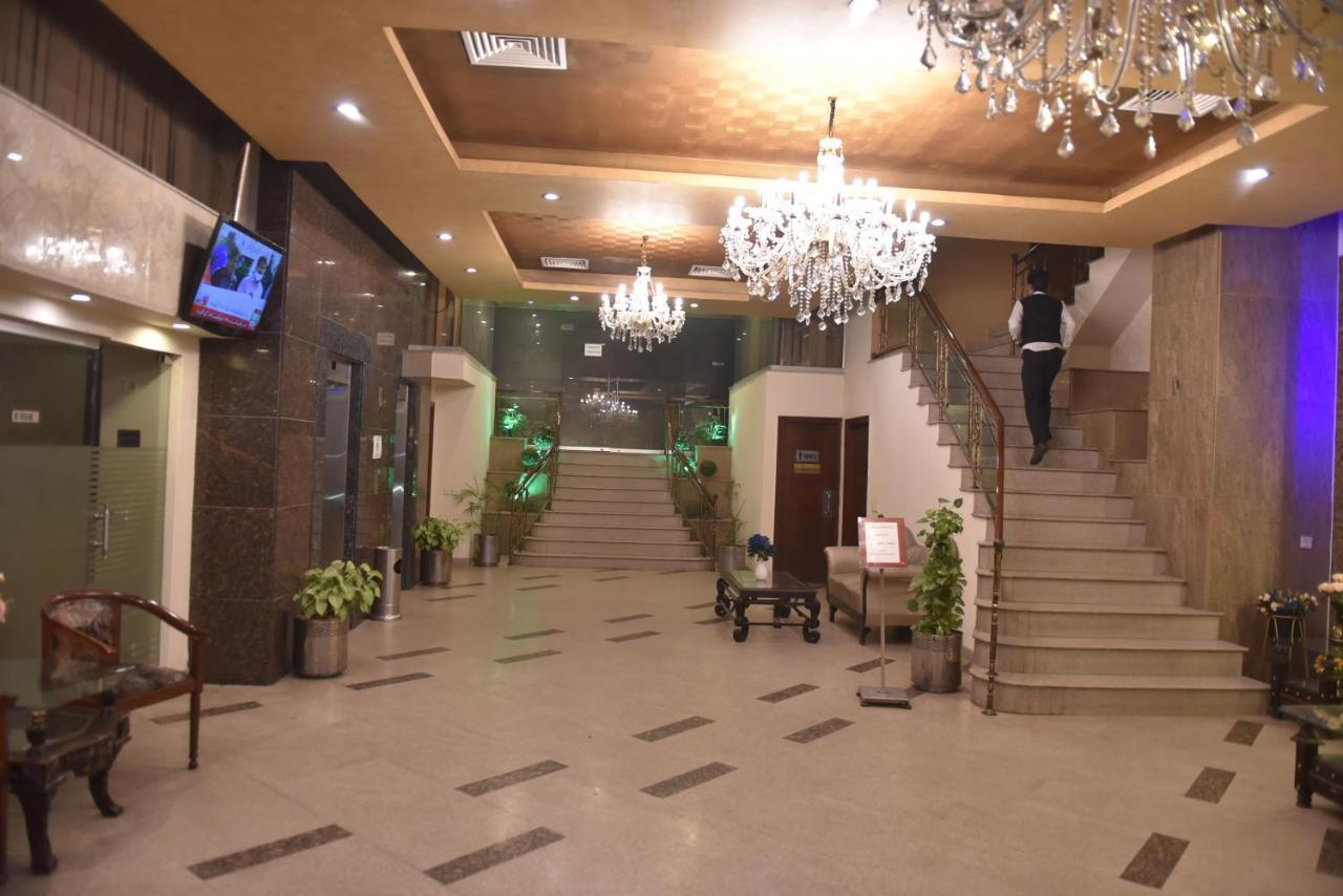 Shalimar Tower Hotel Lahore Esterno foto
