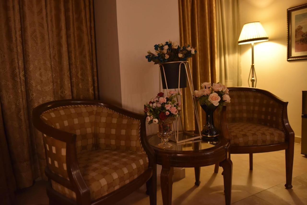 Shalimar Tower Hotel Lahore Esterno foto