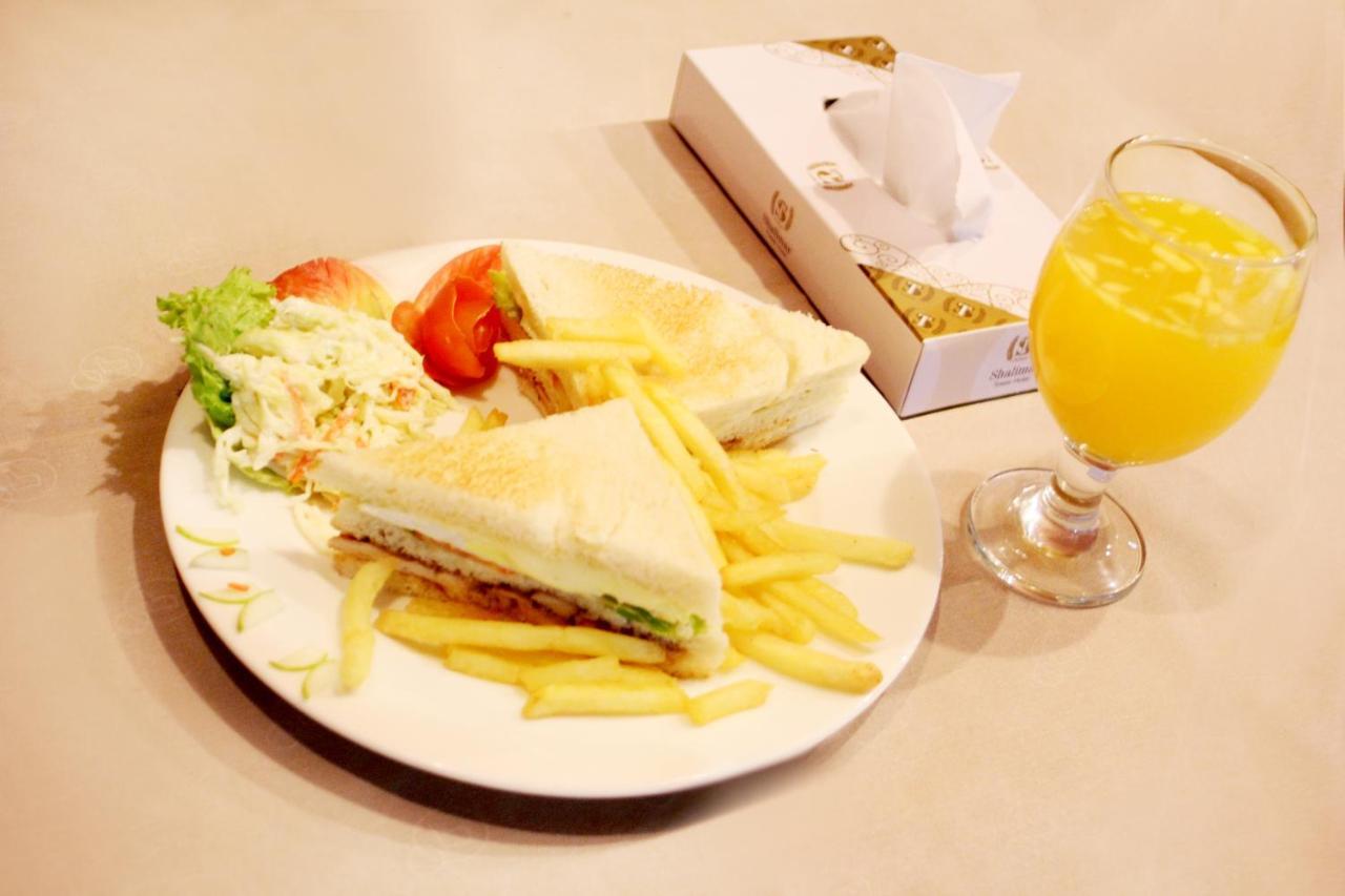 Shalimar Tower Hotel Lahore Esterno foto